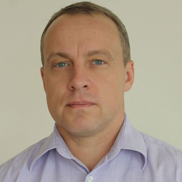 Артём Николаев